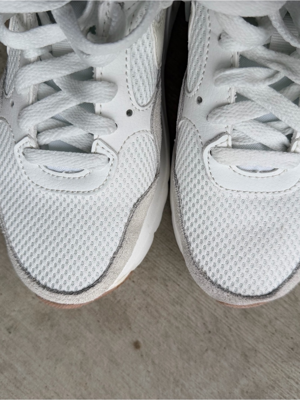 Nike White Mesh Sneakers with Light Beige Accents - Picture 3 of 7